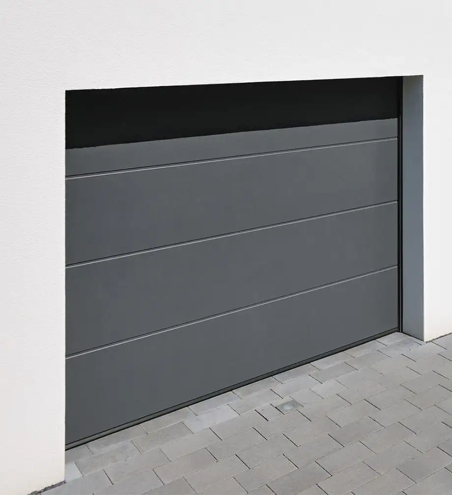 Almtor Sektionaltor in Grau – Garagentor